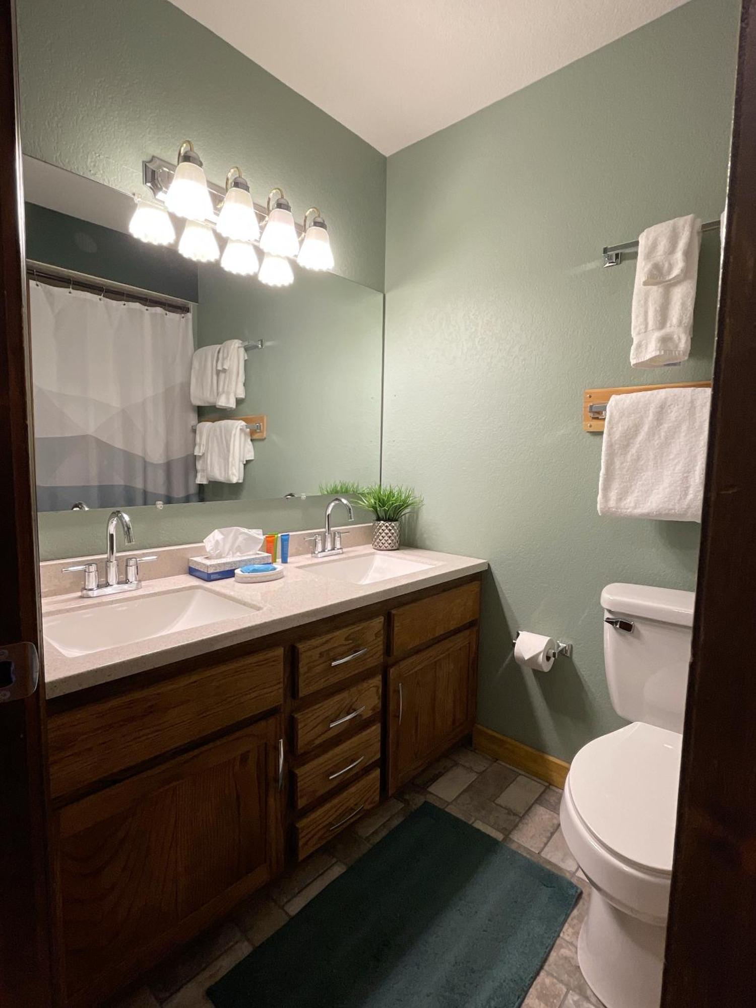 Apartamento Relax, Adventure, Views, Amenities+Memories Granby Exterior foto